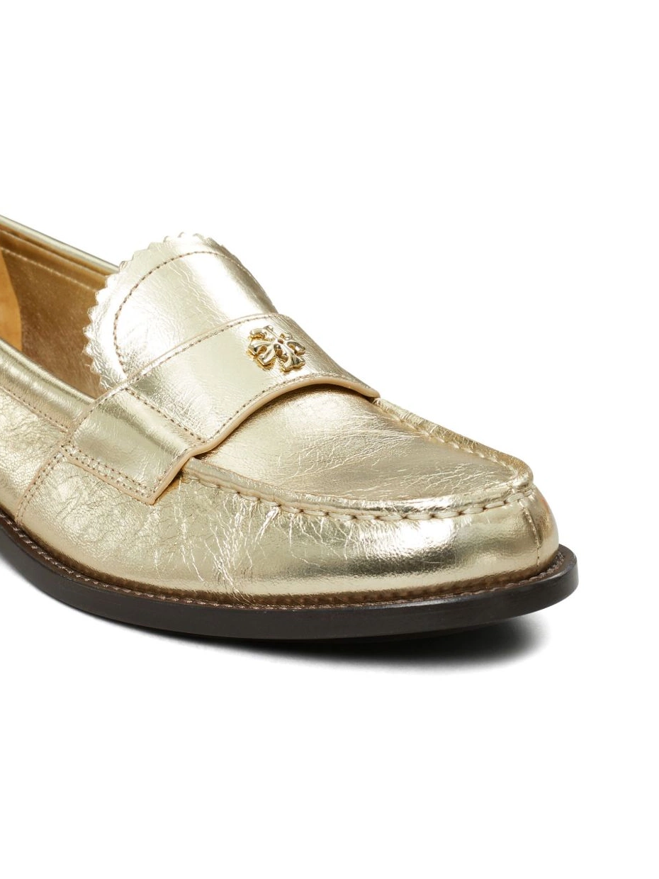 Affordable Tory Burch Women loafers Classic leather 0221